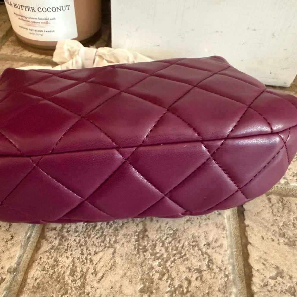 Very nice and high end look Going out Plum quilted shoulder bag with chain - Picture 4 of 9